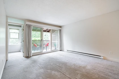 Bedroom 3 Photo of 506 9857 Manchester Drive, Burnaby, BC