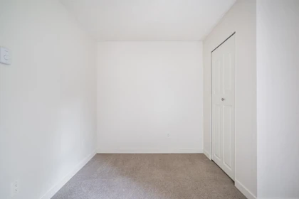 Laundry Room Photo of 506 9857 Manchester Drive, Burnaby, BC