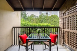 506 9857 Manchester Drive, Burnaby, BC
