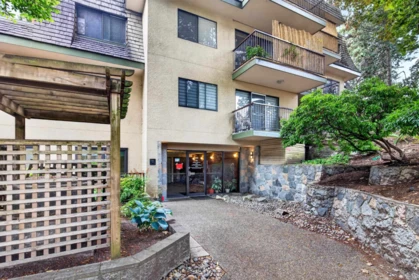 305 466 E Eighth Avenue, New Westminster, BC, New Westminster — Apartment/Condo for sale