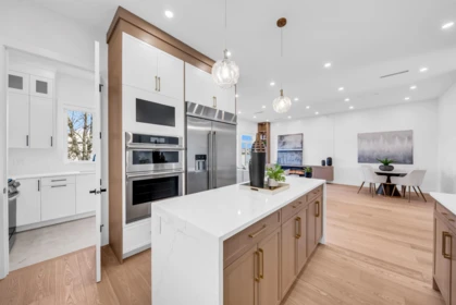 Kitchen Island Photo of 6918 204a Street, Langley, BC