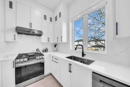 Kitchen Photo of 6918 204a Street, Langley, BC