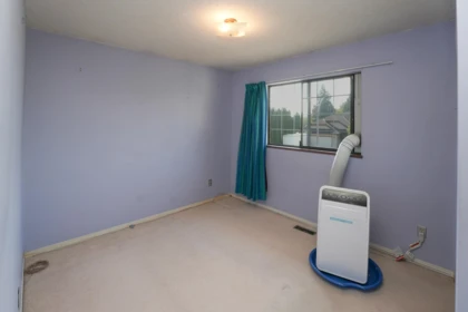 Primary Bathroom Photo of 15309 95a Avenue, Surrey, BC