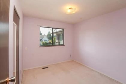 Walk-In Closet Photo of 15309 95a Avenue, Surrey, BC