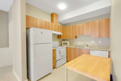Kitchen Island Photo of 419 12083 92a Avenue, Surrey, BC