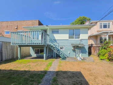 Hot Tub / Spa Photo of 2920 Graveley Street, Vancouver, BC