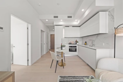1004 8415 Granville Street, Vancouver, BC, Vancouver — Apartment/Condo for sale
