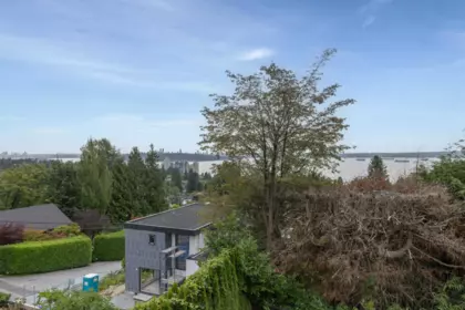 Family Room Photo of 2512 Palmerston Avenue, West Vancouver, BC