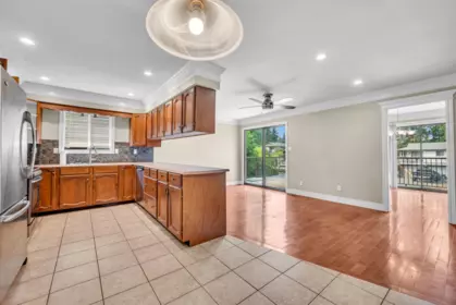 Kitchen Photo of 14654 102 Avenue, Surrey, BC