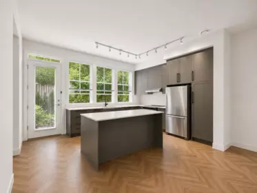 Dining Area Photo of 70 15898 27 Avenue, Surrey, BC