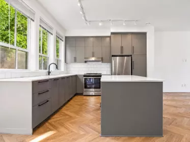 Kitchen Photo of 70 15898 27 Avenue, Surrey, BC