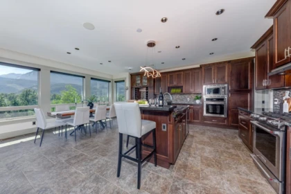 41155 Rockridge Place, Squamish, BC, Squamish — Single Family Residence for sale