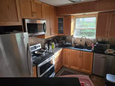 Primary Bedroom Photo of 14 7175 17th Avenue, Burnaby, BC