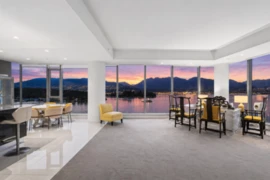 1102 277 Thurlow Street, Vancouver, BC