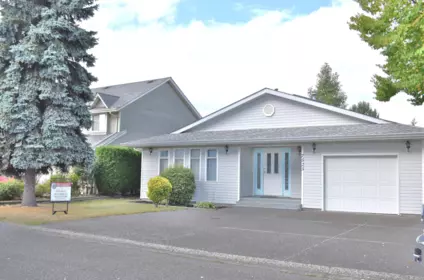 7523 Garnet Drive, Chilliwack, BC, Chilliwack — Single Family Residence for sale