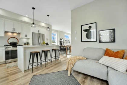 Breakfast Nook Photo of 9 17155 79a Avenue, Surrey, BC
