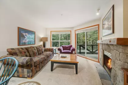 126 4800 Spearhead Drive, Whistler, BC, Whistler — Apartment/Condo for sale