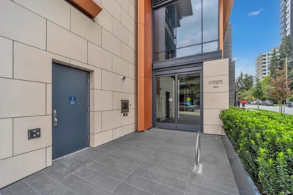 1404 1482 Robson Street, Vancouver, BC, Vancouver — Apartment/Condo for sale