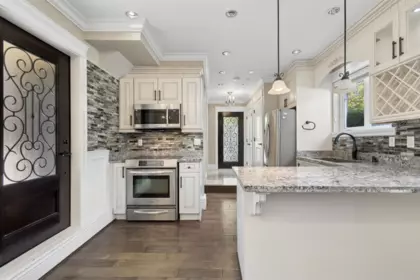 Breakfast Nook Photo of 1441 W 49th Avenue, Vancouver, BC