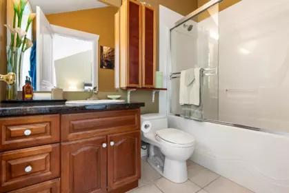 Guest Bathroom Photo of 13820 116 Avenue, Surrey, BC