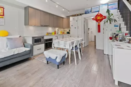 Family Room Photo of 102 809 Fourth Avenue, New Westminster, BC