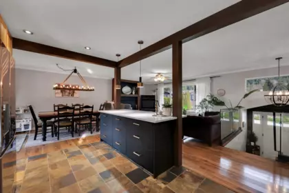38101 Chestnut Avenue, Squamish, BC, Squamish — Single Family Residence for sale