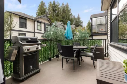 Front Yard Photo of 6 35298 Marshall Road, Abbotsford, BC