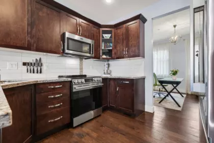 Pantry Photo of 6 35298 Marshall Road, Abbotsford, BC