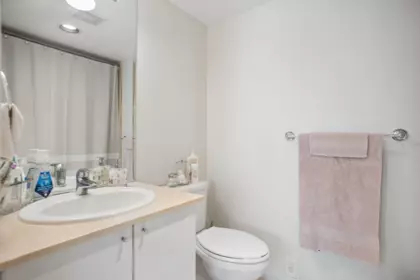 Primary Bedroom Photo of 1005 1328 W Pender Street, Vancouver, BC
