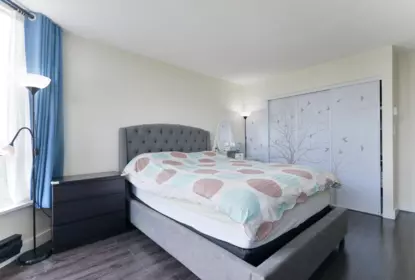 Bedroom 3 Photo of 702 14881 103a Avenue, Surrey, BC