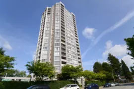 702 14881 103a Avenue, Surrey, BC