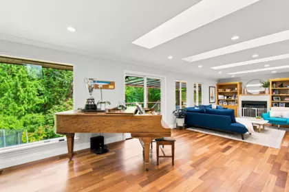Dining Area Photo of 2360 Mackay Avenue, North Vancouver, BC