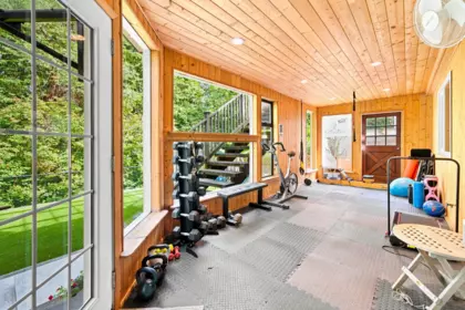 Staircase Photo of 2360 Mackay Avenue, North Vancouver, BC