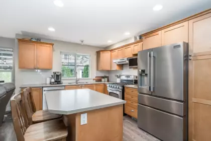 Kitchen Photo of 68 17097 64 Avenue, Surrey, BC