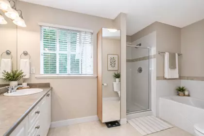 Primary Bathroom Photo of 68 17097 64 Avenue, Surrey, BC