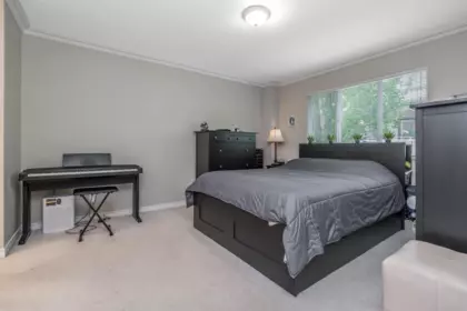 Guest Bathroom Photo of 75 15133 29a Avenue, Surrey, BC