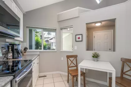 Kitchen Photo of 75 15133 29a Avenue, Surrey, BC