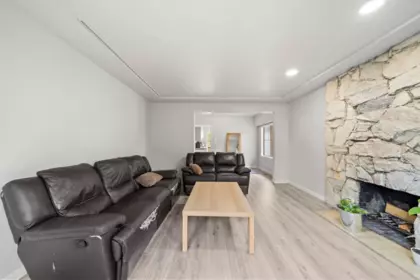 Breakfast Nook Photo of 1534 W 71st Avenue, Vancouver, BC