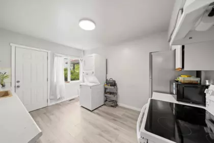 Powder Room Photo of 1534 W 71st Avenue, Vancouver, BC