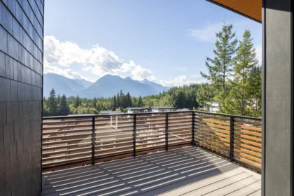 Outdoor Patio Photo of 15 3407 Mamquam Road, Squamish, BC