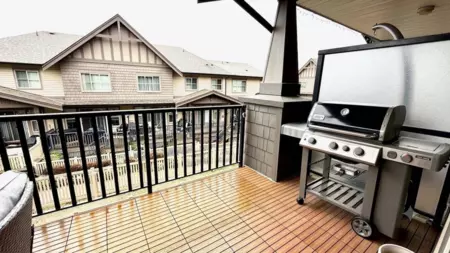 Loft / Bonus Room Photo of 98 9525 204 Street, Langley, BC