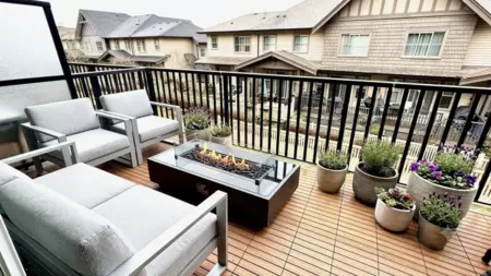 Office / Den Photo of 98 9525 204 Street, Langley, BC