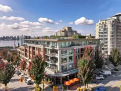414 105 W 2nd Street, North Vancouver, BC
