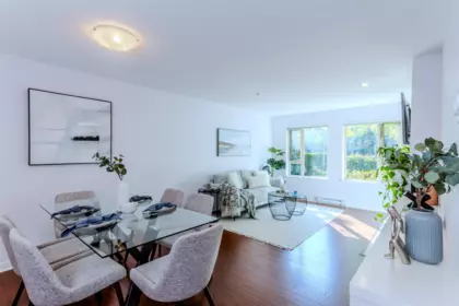 Living Room Photo of 112 3105 Lincoln Avenue, Coquitlam, BC