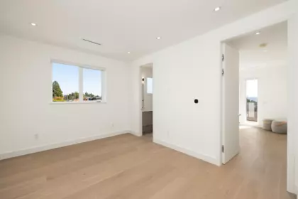 Loft / Bonus Room Photo of 2 6503 Winch Street, Burnaby, BC
