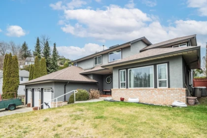 Pantry Photo of 2237 Mountain Drive, Abbotsford, BC