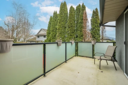 Swimming Pool Photo of 2237 Mountain Drive, Abbotsford, BC
