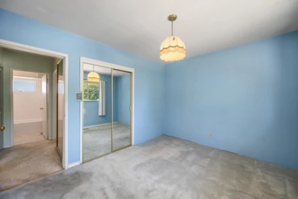 Basement Recreation Room Photo of 10836 128 Street, Surrey, BC