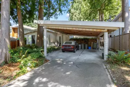 14109 Blackburn Avenue, White Rock, BC, White rock — Single Family Residence for sale