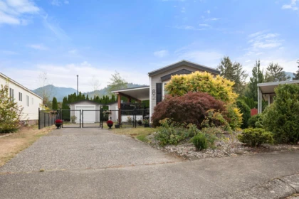 Swimming Pool Photo of 82 6338 Vedder Road, Chilliwack, BC
